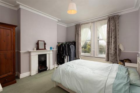 5 bedroom semi-detached house for sale, Harrogate Road, Leeds LS17