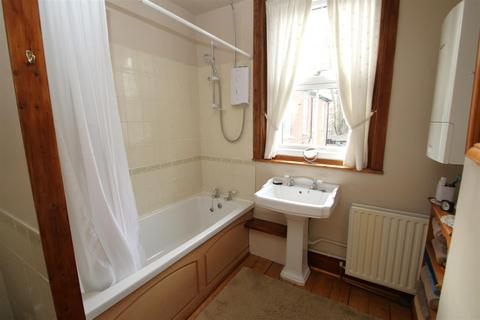 27 Clarendon Road, Salisbury, SP1 1LG