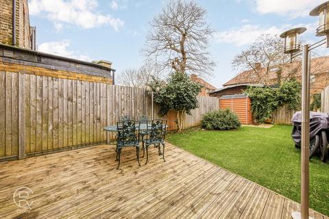 77 Framfield Road, London, W7 1NQ