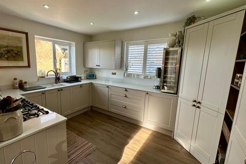 22 Bredon Drive, Hereford, HR4 0TN