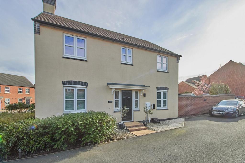 Stockholm Close, Hinckley 4 bed detached house for sale £425,000