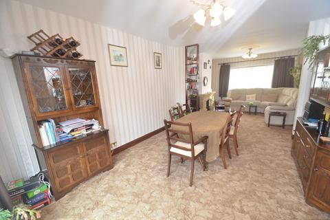 4 bedroom semi-detached house for sale - Bennetts Way, Shirley, Croydon, CR0