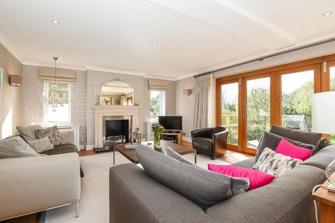 5 bedroom detached house for sale, Forest Road, East Horsley