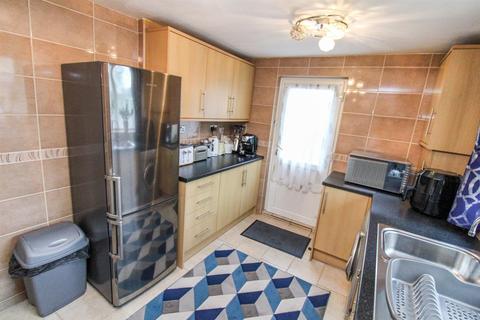 3 bedroom end of terrace house for sale - Markham Walk, Corby NN18