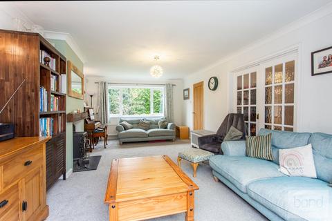 Applewood Post Office Road, Woodham Mortimer, Maldon, CM9 6SX