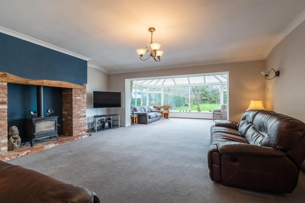 Living / Garden Room