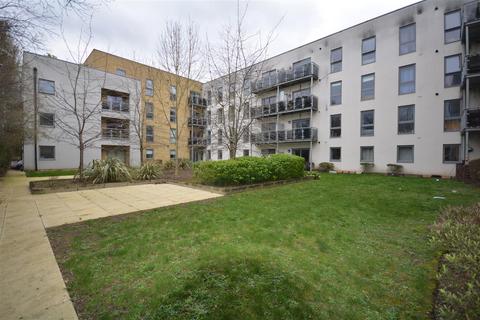 1 bedroom flat for sale, St. Georges Grove, Tooting SW17