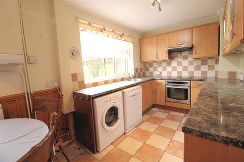 3 bedroom semi-detached house for sale, Adelaide Avenue, King's Lynn
