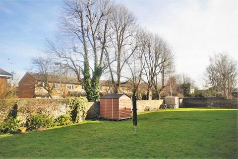 2 bedroom flat for sale, Robinson Road, Colliers Wood SW17