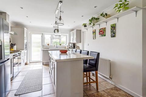 30 Hazel Way, Fetcham, Leatherhead, KT22 9QD