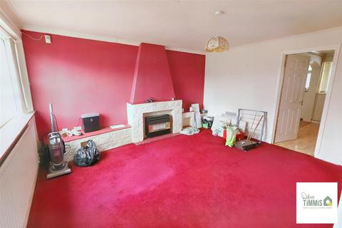 502 Chell Heath Road, Stoke-on-trent, ST6 6QD