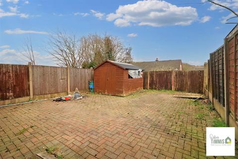 502 Chell Heath Road, Stoke-on-trent, ST6 6QD