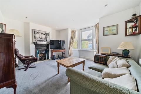 3 bedroom detached house for sale, Ellerton Road, Surbiton