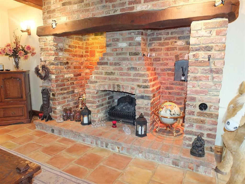 12 inglenook fireplace.jpg