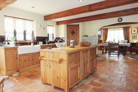 5 bedroom detached house for sale, Main Road, Fosdyke, Boston