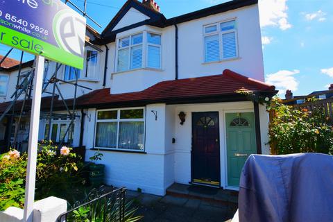 1 bedroom flat for sale, Chesham Road, Colliers Wood SW19