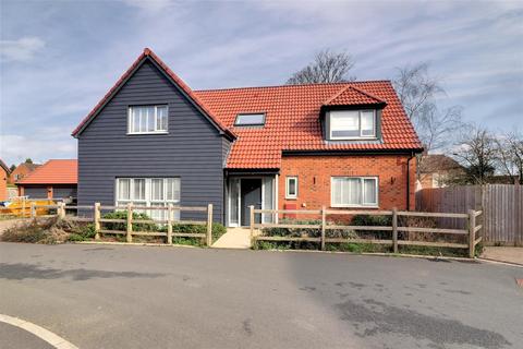 5 bedroom detached house for sale, Parklands Orchard, Whitminster, Gloucester