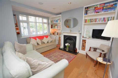 87 Kimble Road, London, SW19 2AU