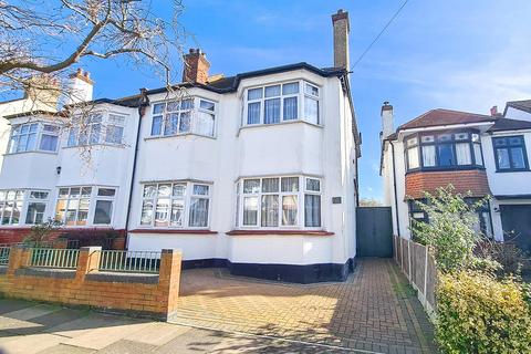 4 bedroom semi-detached house for sale, WESTLEIGH AVENUE, Leigh-On-Sea