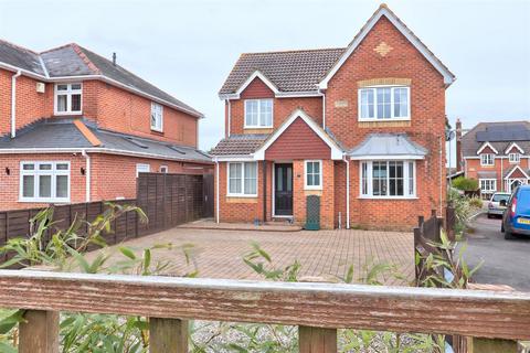 4 bedroom detached house for sale, Kirk Gardens, Totton, Hampshire