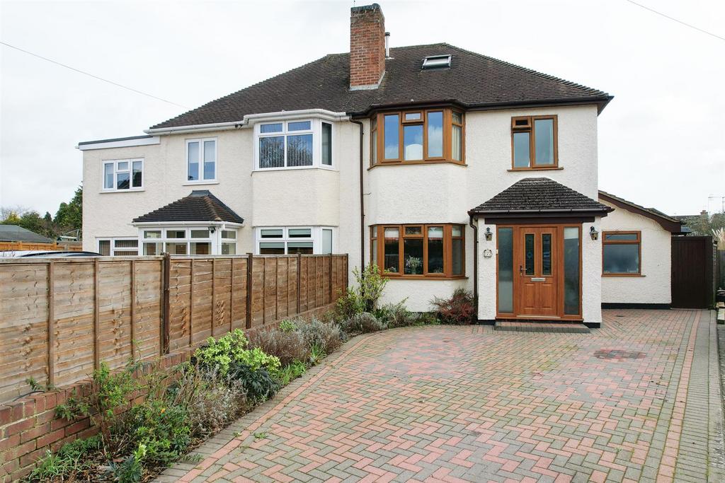 Exhall Close, StratfordUponAvon 3 bed semidetached house for sale