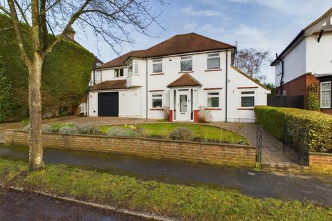 48 Howard Road, Coulsdon, CR5 2EA