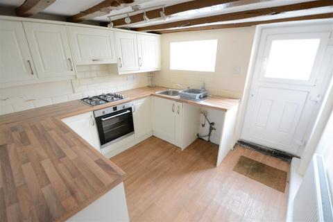 2 bedroom terraced house to rent, High Street, South Milford