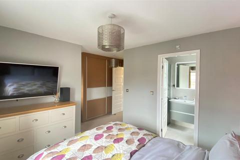 39 Bradfield Way, Waverley, Rotherham, S60 8WE