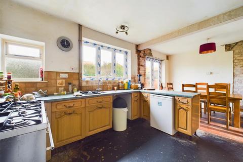 3 bedroom semi-detached house for sale, Rookery Gardens, Nottingham NG5