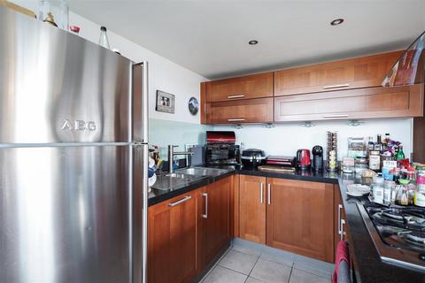 3 bedroom duplex for sale, Building 47, Marlborough Road SE18