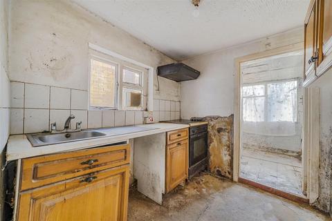 171 Sandycombe Road, Richmond, TW9 2EN