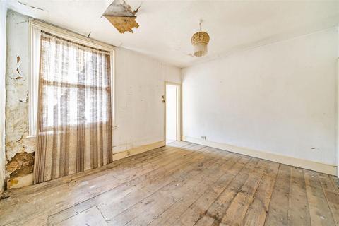 171 Sandycombe Road, Richmond, TW9 2EN