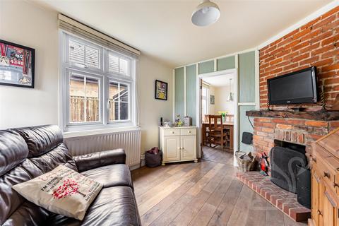 3 bedroom cottage for sale, Suffolk Avenue, West Mersea Colchester CO5