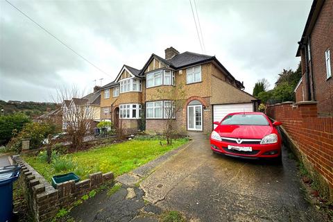 4 bedroom semi-detached house to rent - Colville Road, High Wycombe HP11