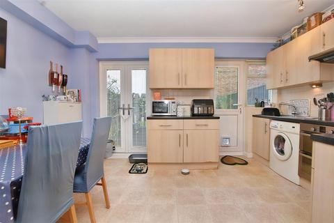 2 bedroom terraced house for sale, Attfield Walk, Eastbourne