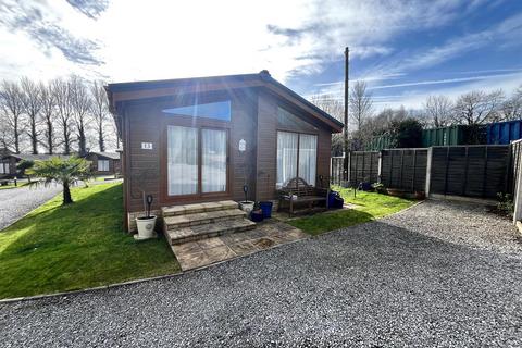 2 bedroom chalet for sale - Chepstow Road, Coleford GL16