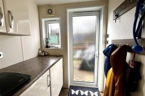 2 bedroom chalet for sale - Chepstow Road, Coleford GL16