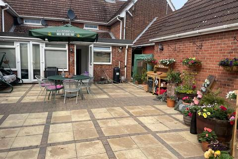2, Ivy Cottages Clacton Road, Thorrington, Colchester, CO7 8EY