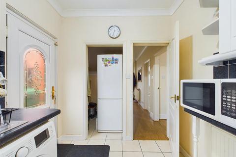 3 bedroom detached house for sale - Wynndale Drive, Nottingham NG5