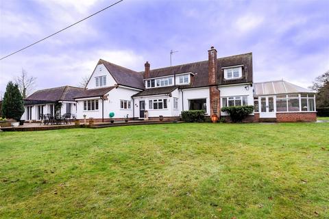 4 bedroom detached house for sale, Fernhall Lane, Upshire