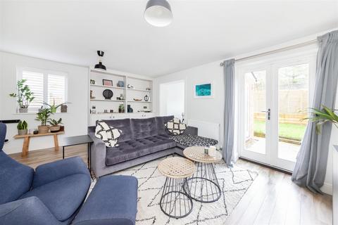 2 Acorn Close, Rowstock, Didcot, OX11 0JZ
