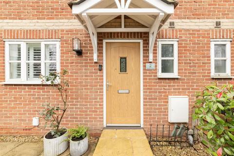 2 Acorn Close, Rowstock, Didcot, OX11 0JZ