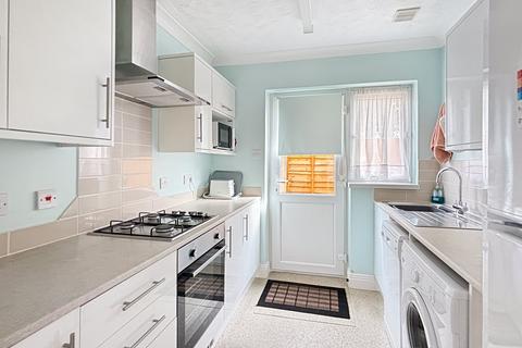 2 Broadstrood, St Osyth, Clacton-on-sea, CO16 8PZ
