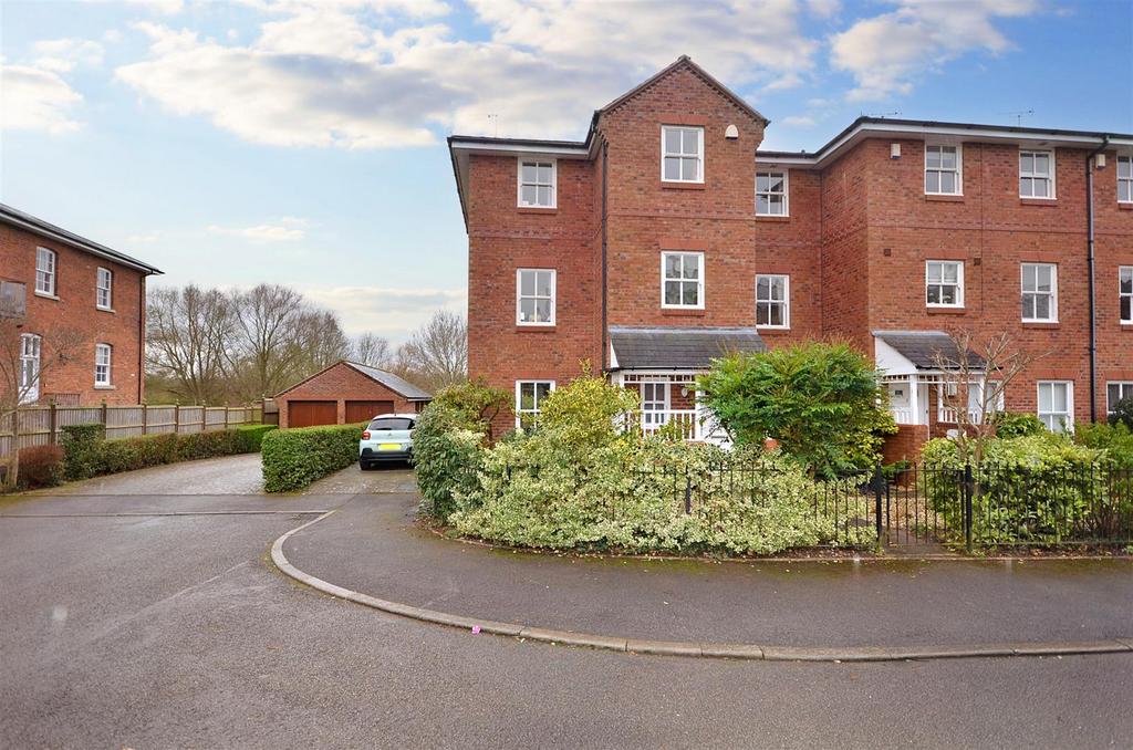 Trent Close, Stone 4 bed semidetached house for sale £449,000
