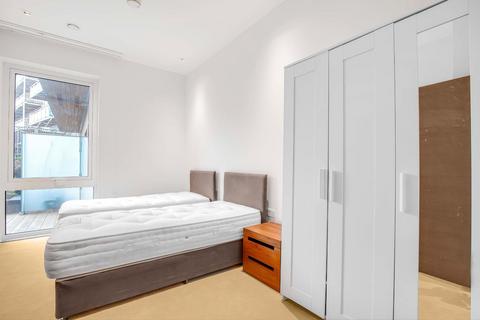 2 bedroom flat for sale, Quayside House, Brentford TW8