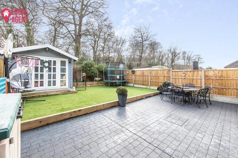 24 Roseacre Road, Welling, DA16 2AD