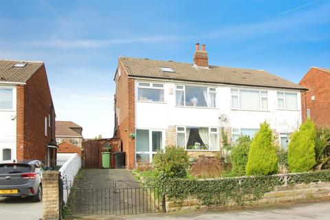 4 bedroom semi-detached house for sale, New Templegate, Leeds LS15