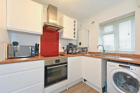 1 bedroom apartment for sale, Sproule Close, Ford