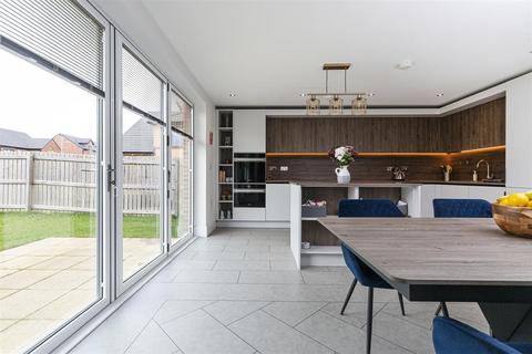 7 Park Hill View, Wakefield, WF1 5FT