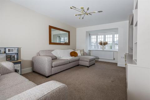7 Park Hill View, Wakefield, WF1 5FT
